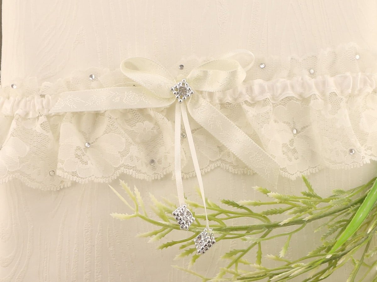 Elegant White Guipure Crochet Lace Garter | Handmade