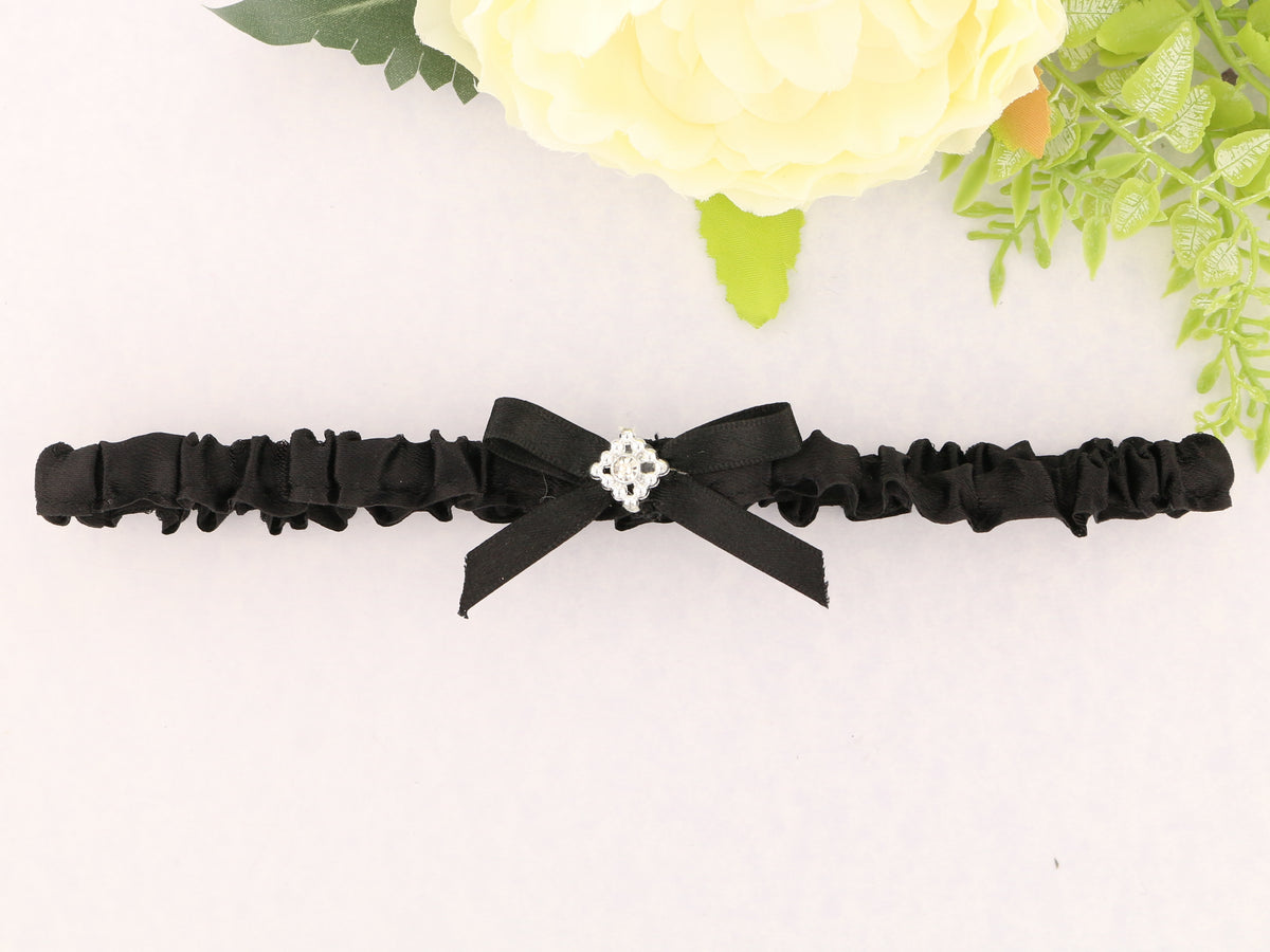 Luxurious Black Lace Bridal Garter & Toss Set