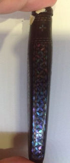 LACQUER  MOTHER OF PEARL INLAID SNUFF BOTTLE 1 - David's Antiques & Jewelry