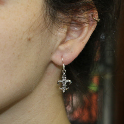 Filigree Style Fleur Earrings - David's Antiques & Jewelry