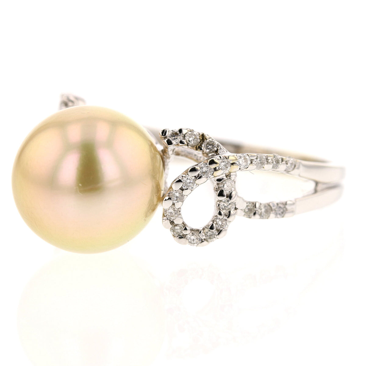 18K White Gold Diamond and South Sea Pearl Ring