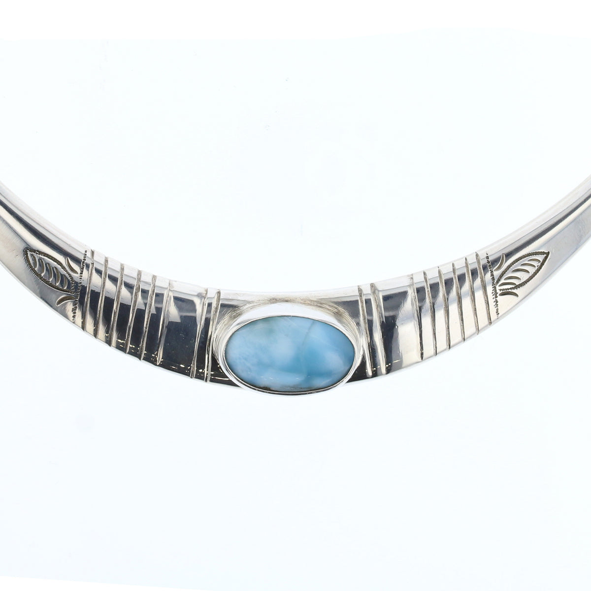 Larimar Chocker