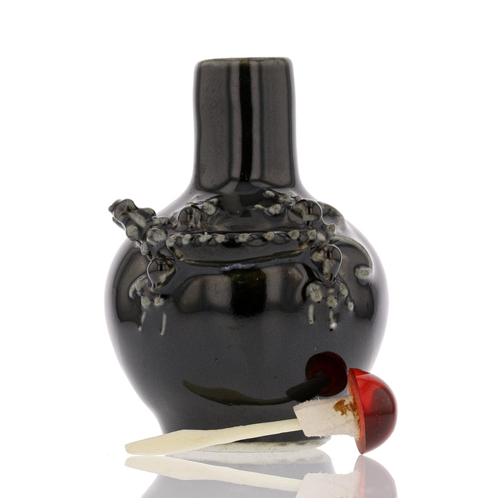 Antique Chinese Black Glaze Snuff Bottle with Chameleon Design