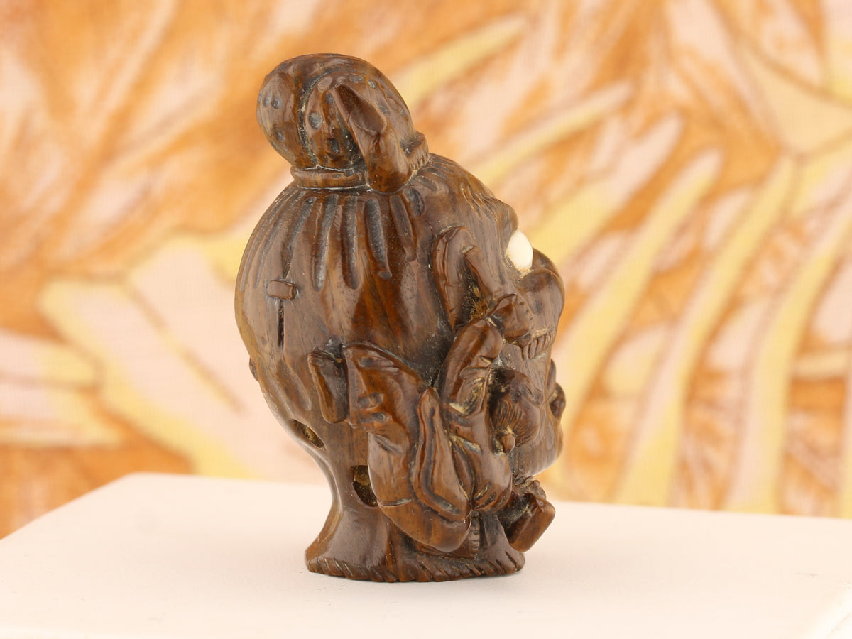 C1950 Wooden Netsuke: Colossal Monster & Climbing Man