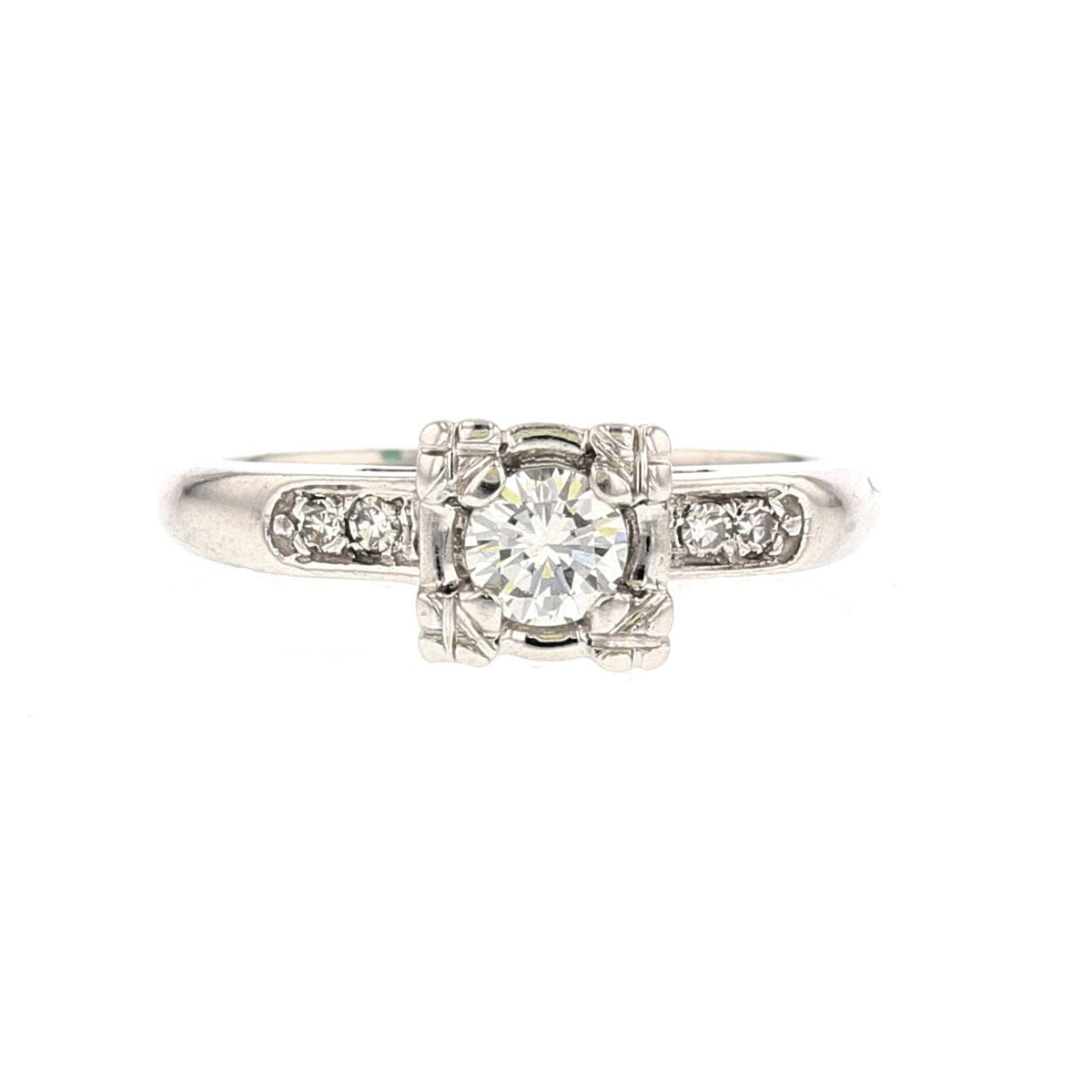 Diamond Ring in 18K White Gold