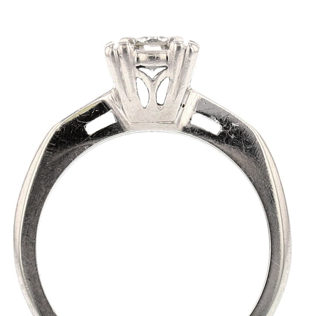 Diamond Ring in 18K White Gold