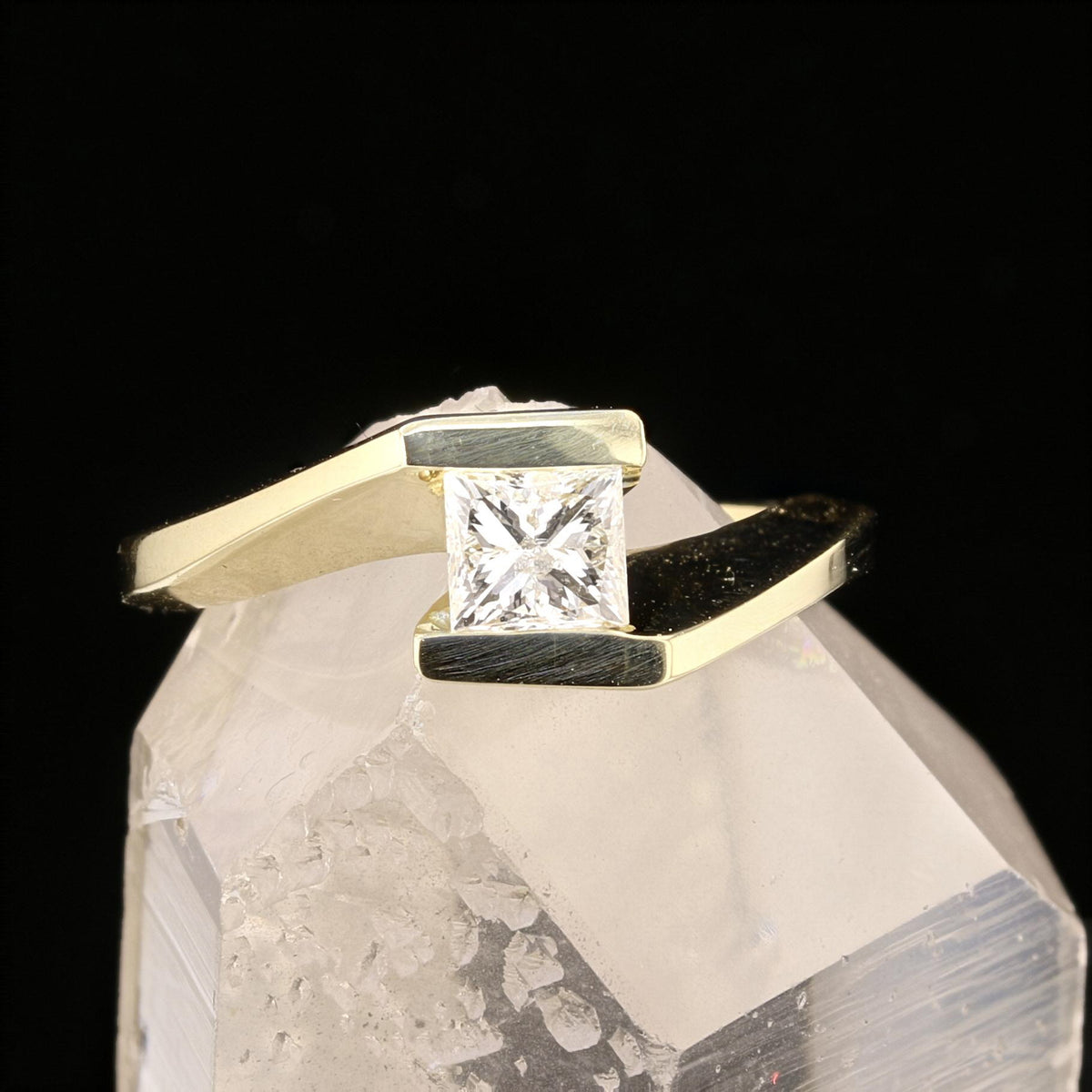 14KYG Yellow Gold Princess Cut Diamond Ring