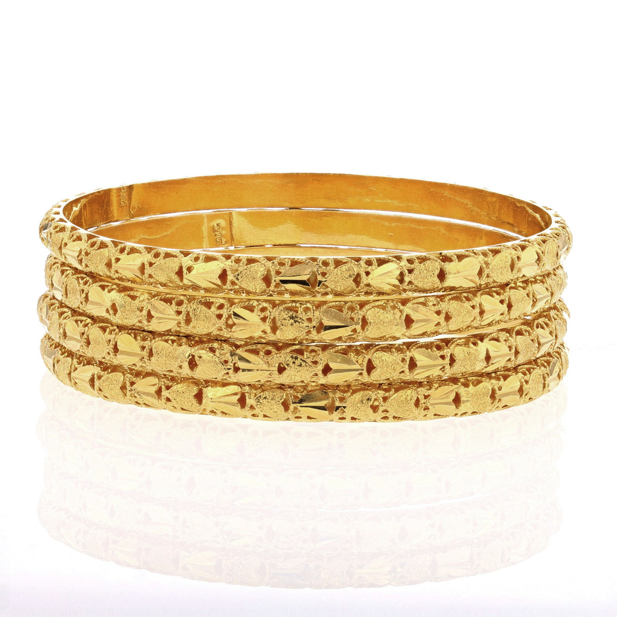21K Gold Bangle.