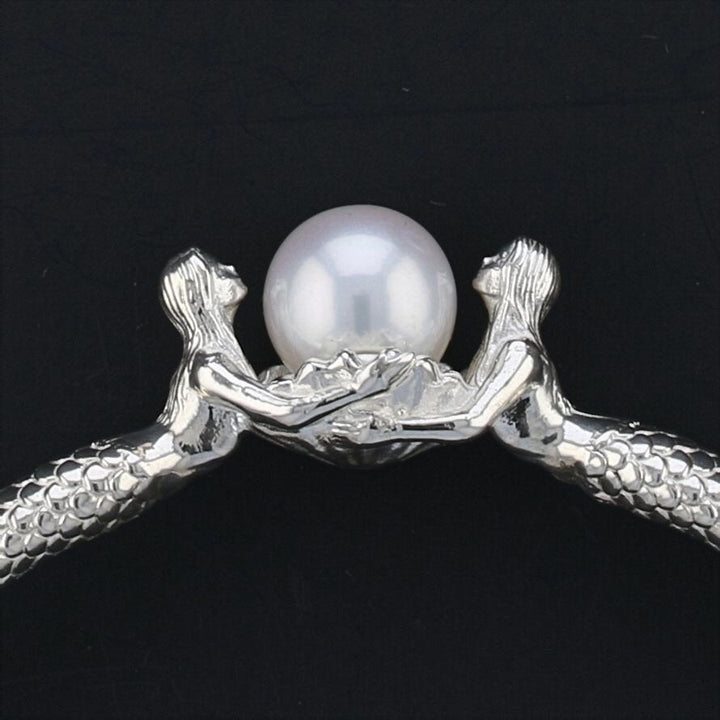 Mermaid Pearl Cuff