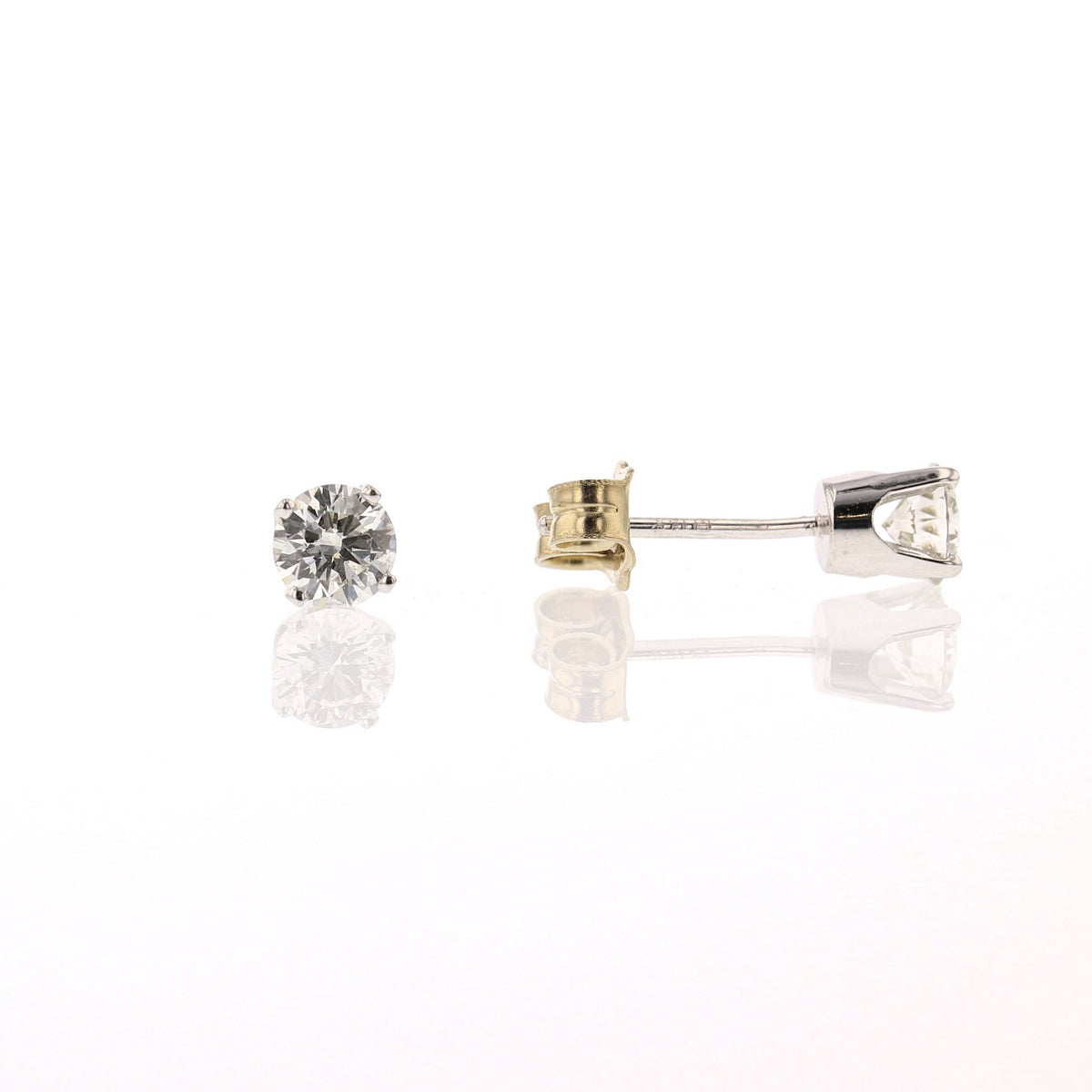 14K White Gold Round Diamond Stud Earrings