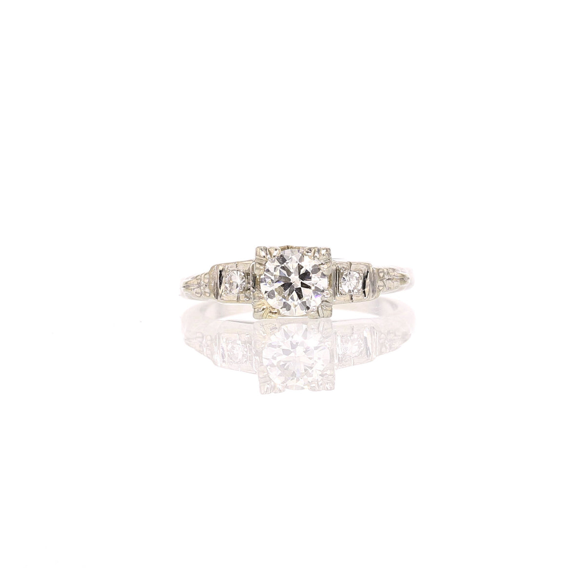 Antique 18K White Gold Diamond Ring