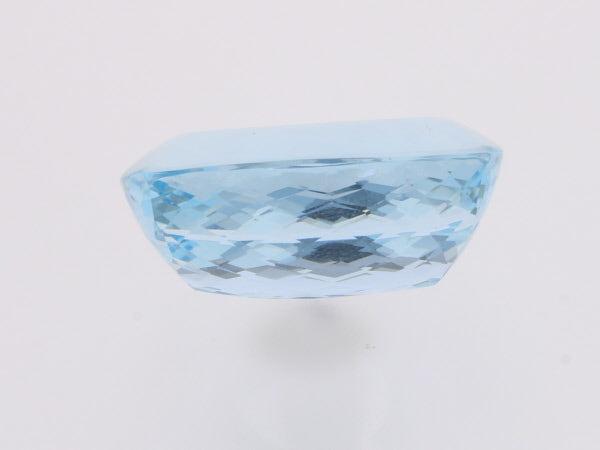 66 Carat Natural Aquamarine - David's Antiques & Jewelry
